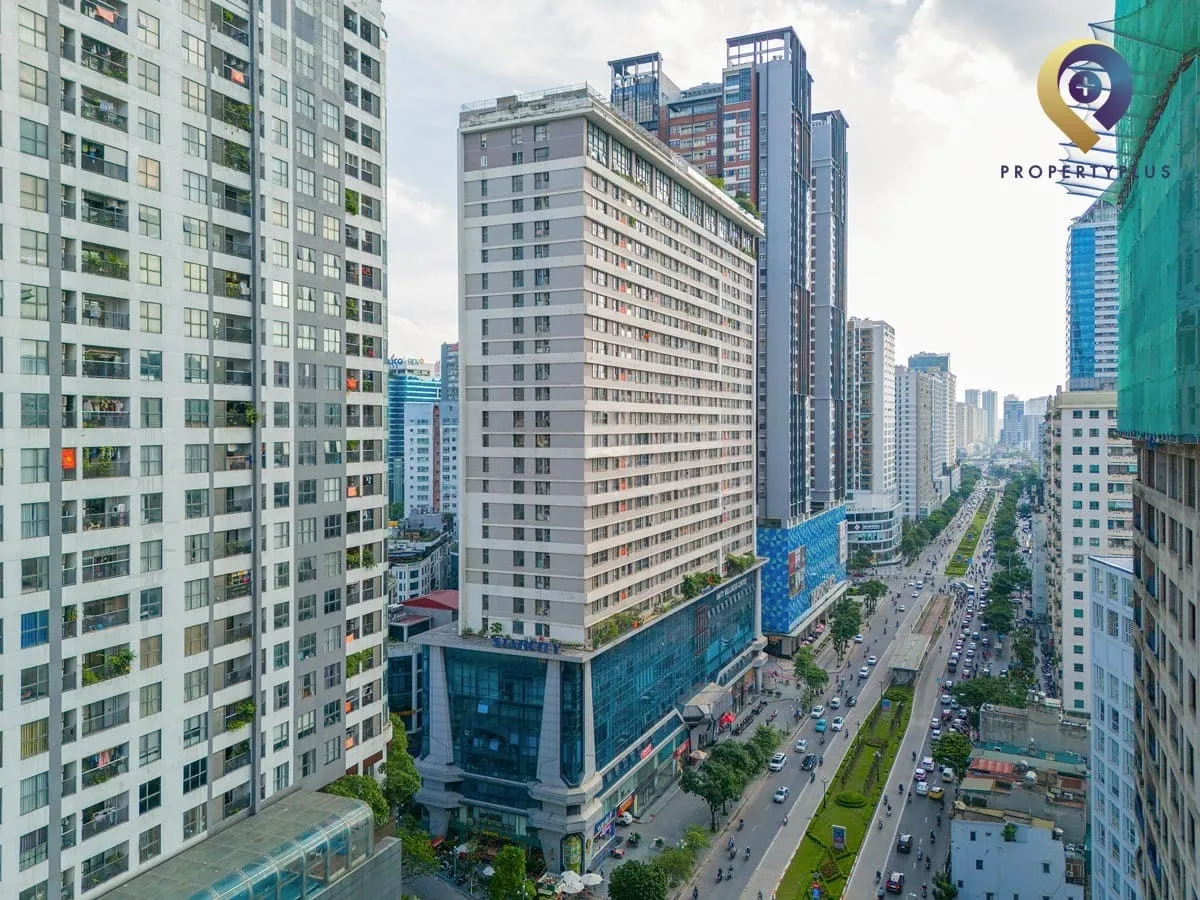 Toàn cảnh tòa nhà Star City Lê Văn Lương nổi bật trên trục đường lớn